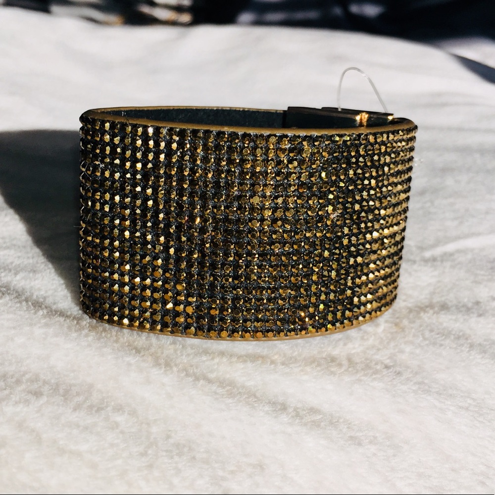 Gold Rhinestone Wrap✨